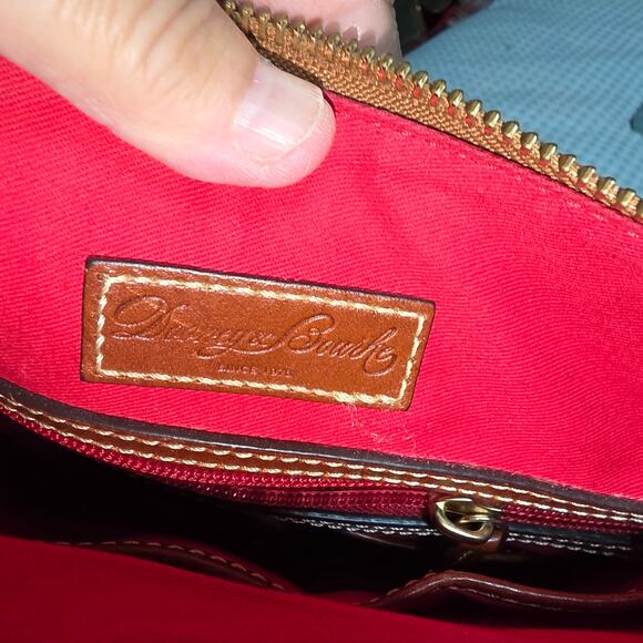 DOONEY BOURKE PEBBLED LEATHER CROSSBODY BAG - Picture 8 of 9